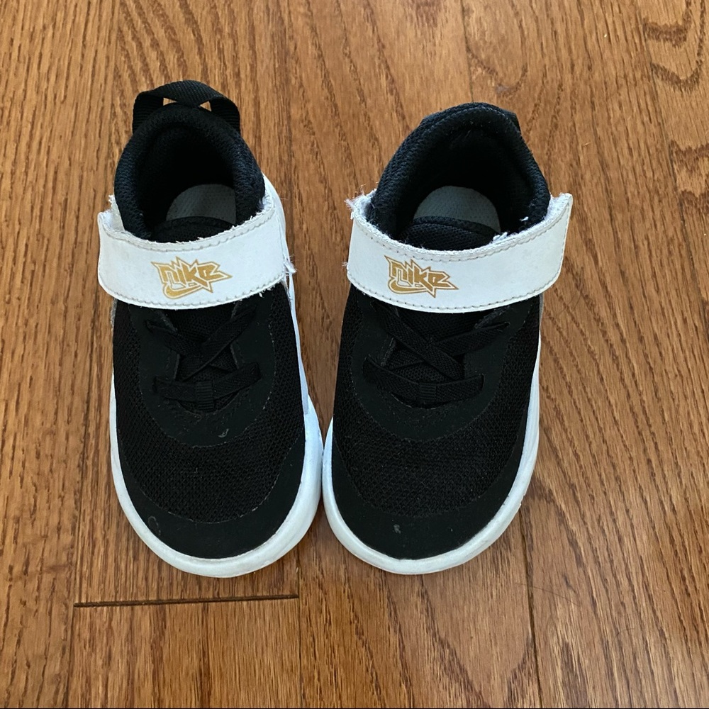 Nike shoes 7c toddler Black